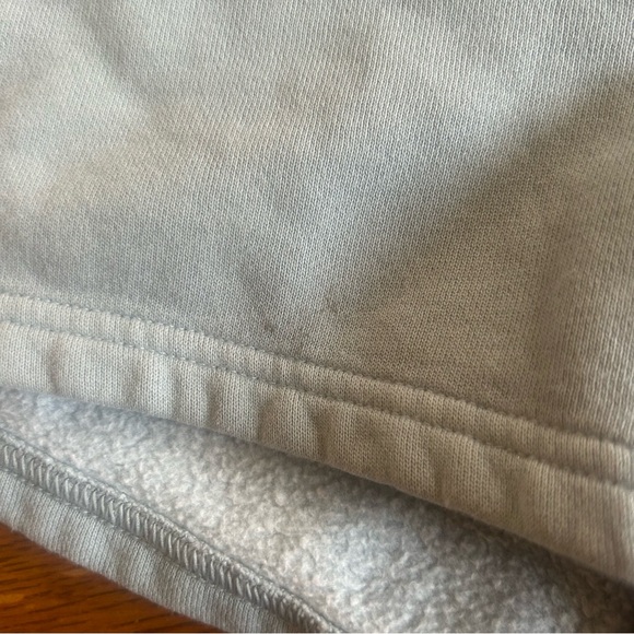 TNA aritzia cozyaf fleece shorts xs - Picture 3 of 4